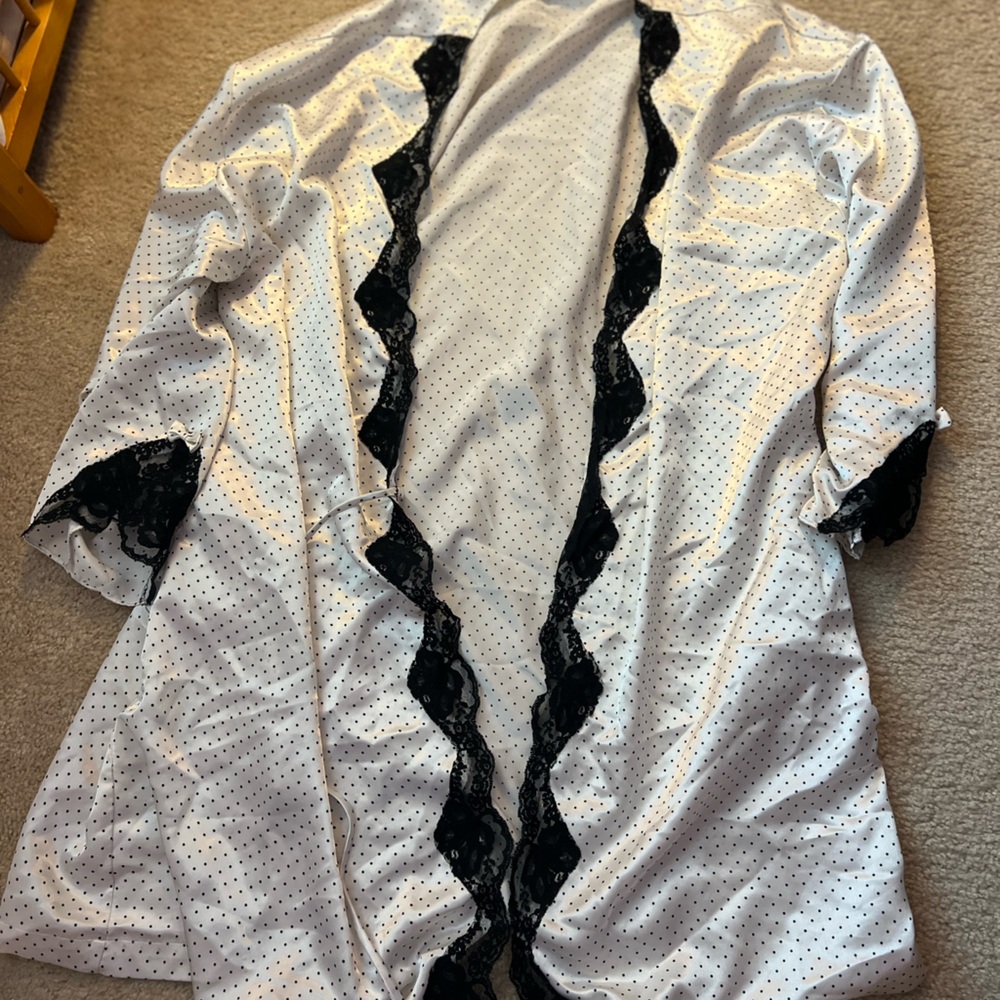 Polka Dot Satin Robe with Black Lace Trim - White/Black